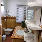 Tatil Evi 5 Terre, Lerici,la Casetta Di Ginevra Romito Magra