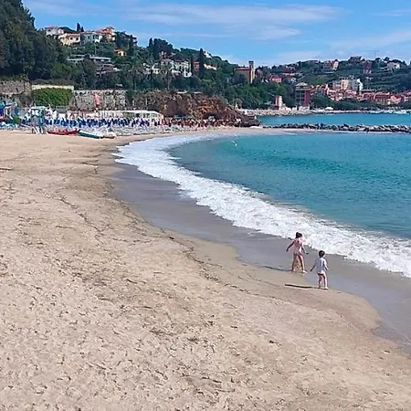 5 Terre, Lerici,la Casetta Di Ginevra